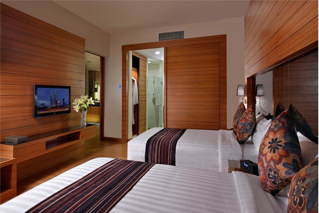 Ramada Plaza Kuala Lumpur Куала-Лумпур Номер фото